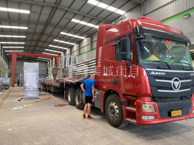 遼寧(ning)公(gōng)交候車(che)亭髮(fa)貨案例